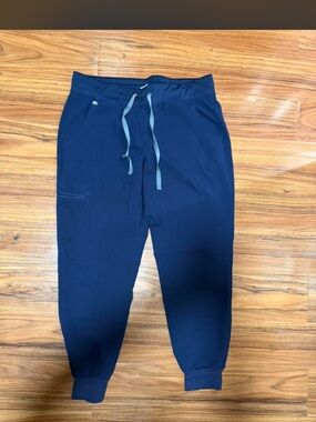 Figs Zamora joggers- 2 pairs